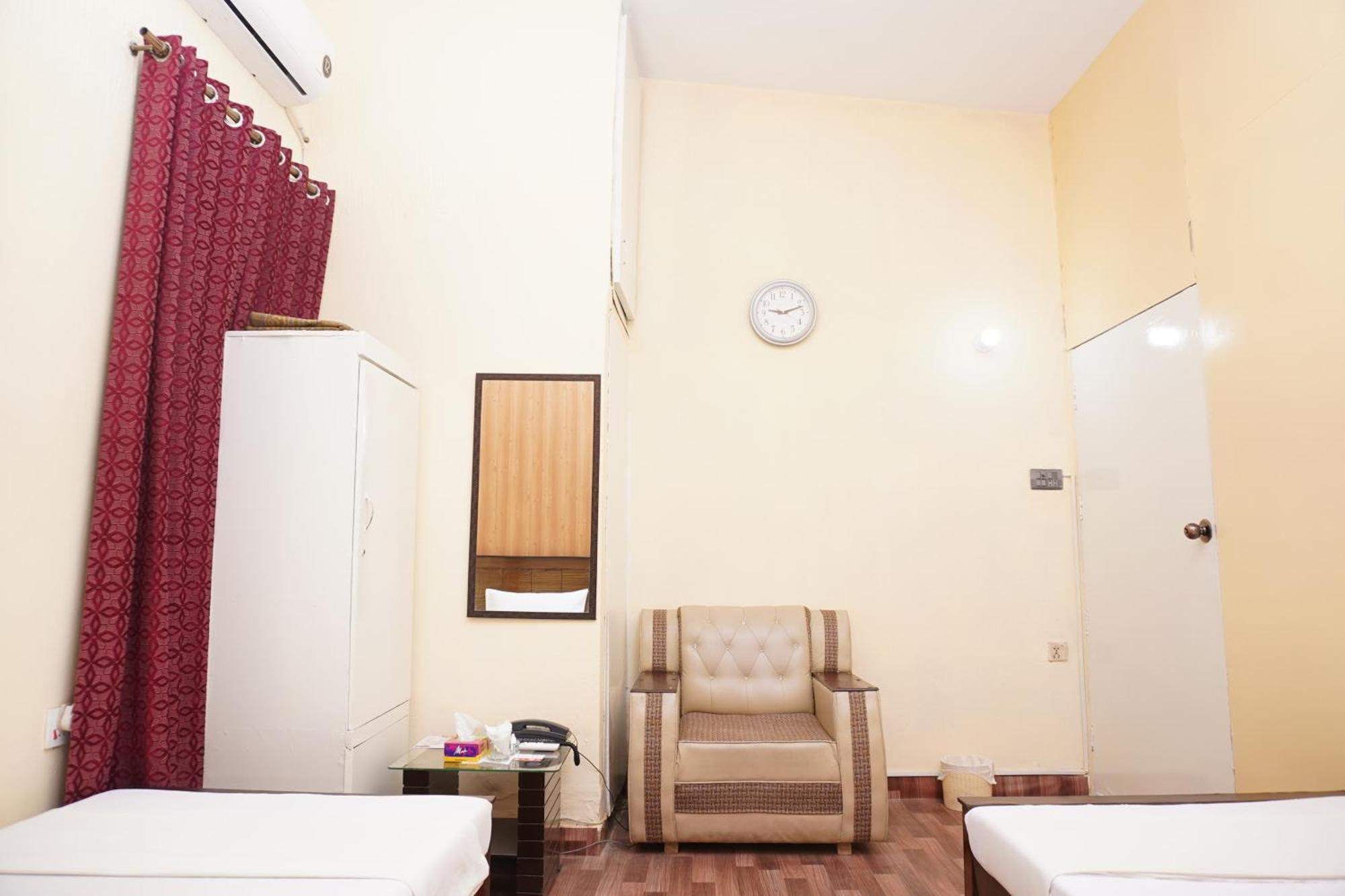 Orion Inn Guest House F-7 Islamabad Buitenkant foto